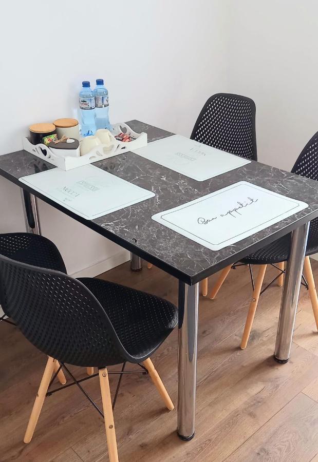33 Coquette Apartment Baia Mare Zewnętrze zdjęcie