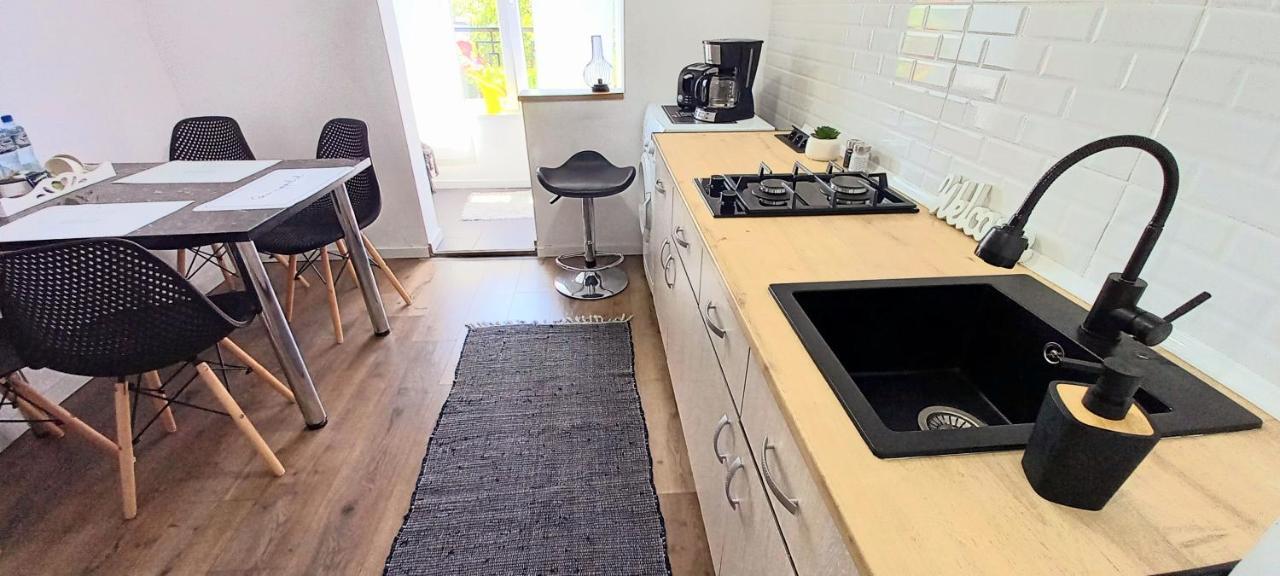 33 Coquette Apartment Baia Mare Zewnętrze zdjęcie